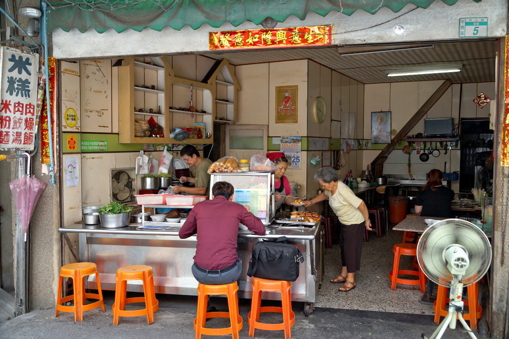 社区店干不成了？住宅楼下不能干餐饮？