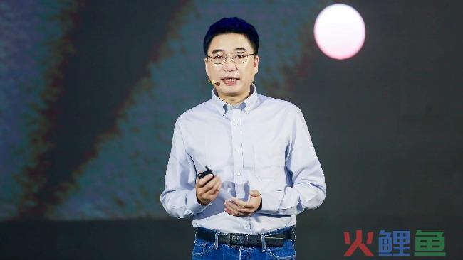 金山数字办公平台发布 CEO章庆元：不想和钉钉、企业微信等竞争