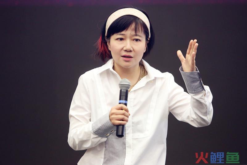 非人格化管理的等级优点