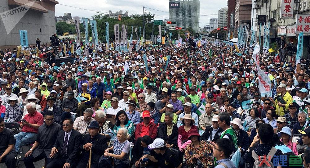 什么是全民公决