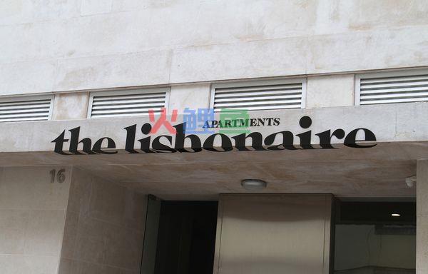 如何制作个性的招牌设计