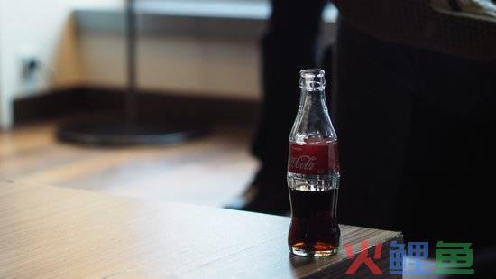 如何理解新媒体运营(雷军第一次完整讲述：我30年的经验和教训)