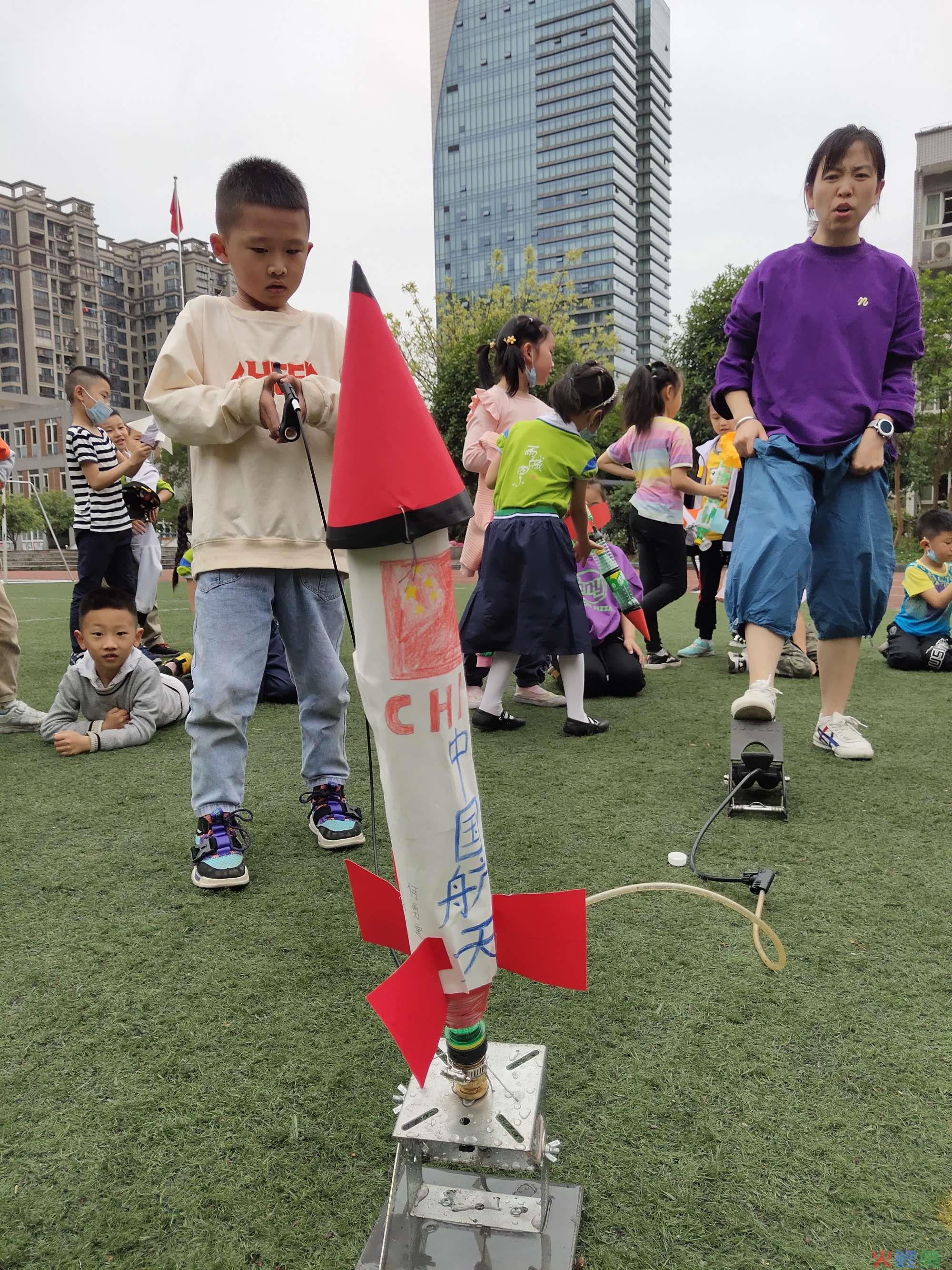 校运会市场营销队进场介绍词_辩论队介绍词_民族运动会进场介绍
