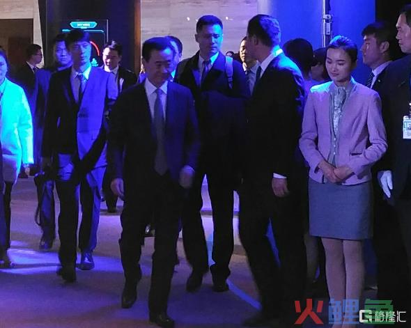 苏宁，时代弃子(苏宁收购跨境电商)
