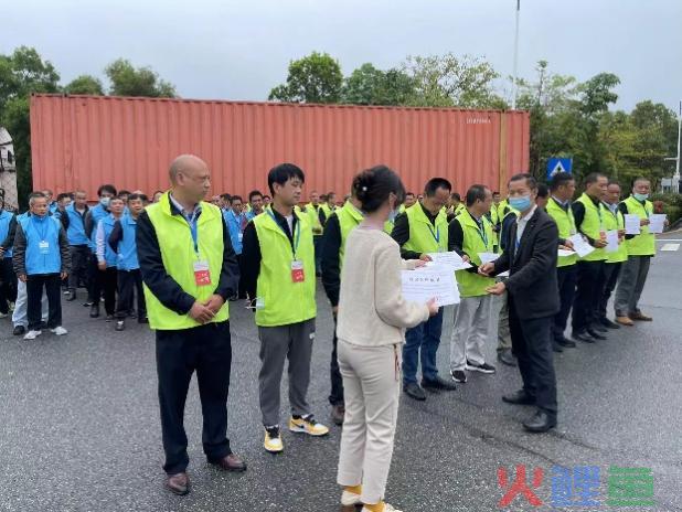 以主责主业保障深港跨境运输生命线 交培中心培训1000名应急跨境运输接驳司机(跨境交付服务)