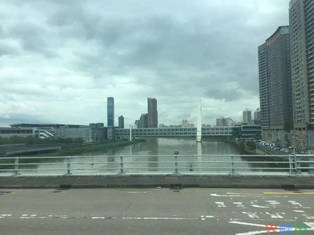 通关攻略|只需10分钟就能从深圳过关到香港？(深圳北站跨境直通车)