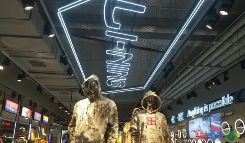运动鞋服发展三十年，为什么市场份额最高的总是那几家？