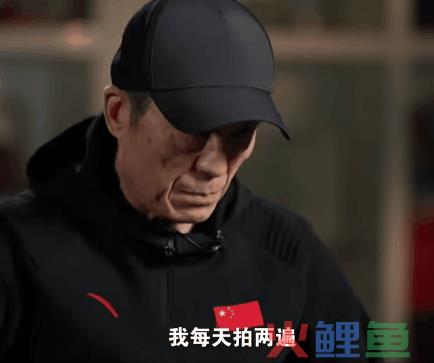 张艺谋的“废话文学”文案火了,越看越上头