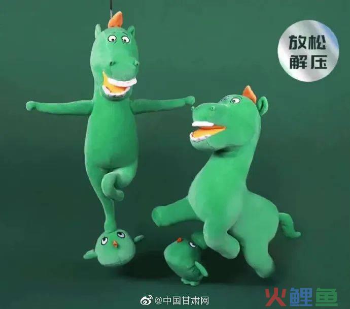 从沪上阿姨的旗袍开叉,我找到爆款营销的规律!