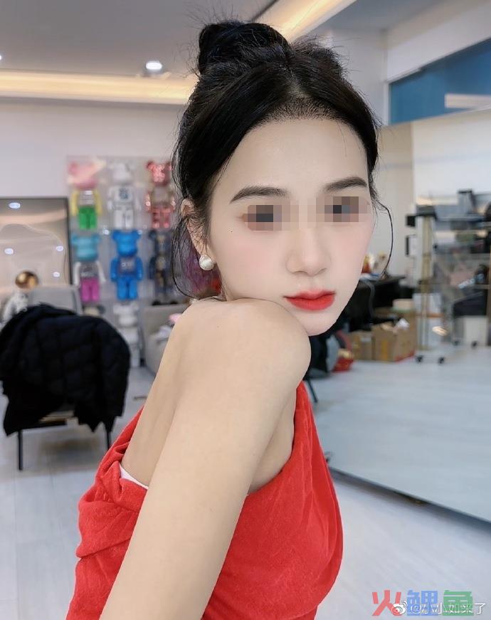被扔臭鸡蛋的女网红，78亿身价全是炒作出来的？