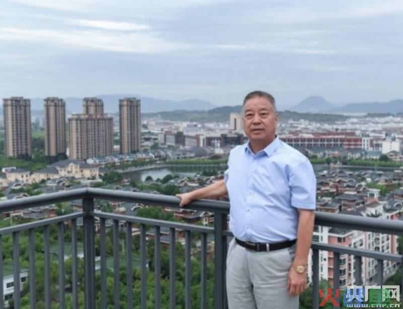 第十三届全国村长论坛_第十四届全国村长论坛_2006年第六届全国村长论坛在浙江东阳市花园村举办