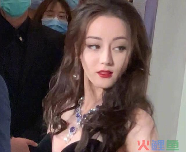 巴霍巴利王下 在线观看_欧莱雅线下活动热巴_巴霍巴利王(下) 完整版