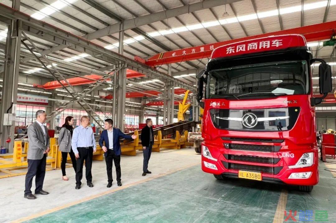 商用车图片_商用车市场调研目的_东风商用车底盘