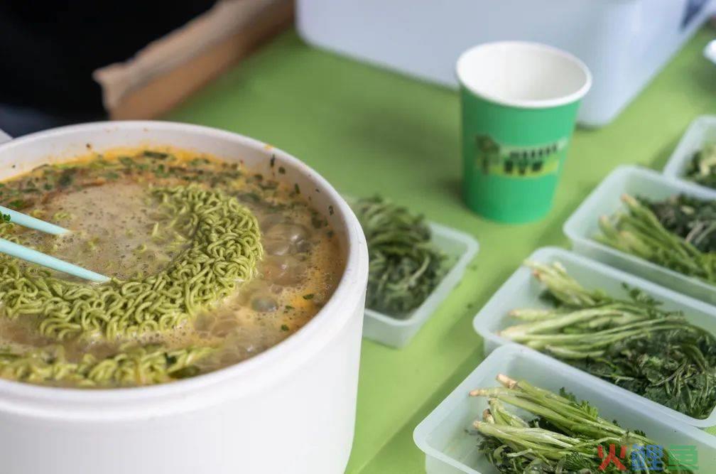 一周案例 | 闲鱼“海鲜市场”真来了？白象香菜方便面“真香”......