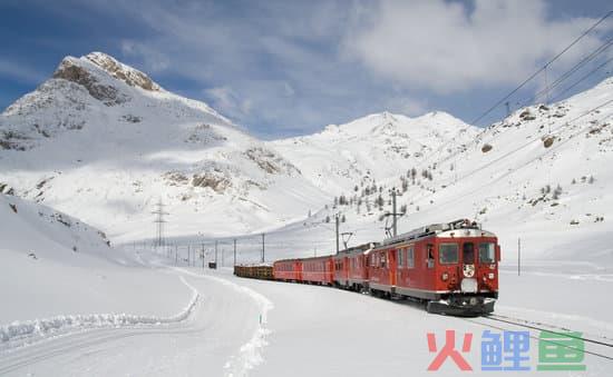 舆情管控目的(重舆情 强内功丨万宁市公安局举办“突发事件与舆情应对”专题培训讲座)