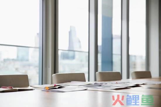 欢送会主题(青州市明德初中:举办“舞动青春,载梦远航”初三学子欢送会)