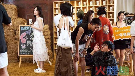 多巴胺遇上多巴胺：库迪咖啡如何联手OATLY送上双倍快乐？