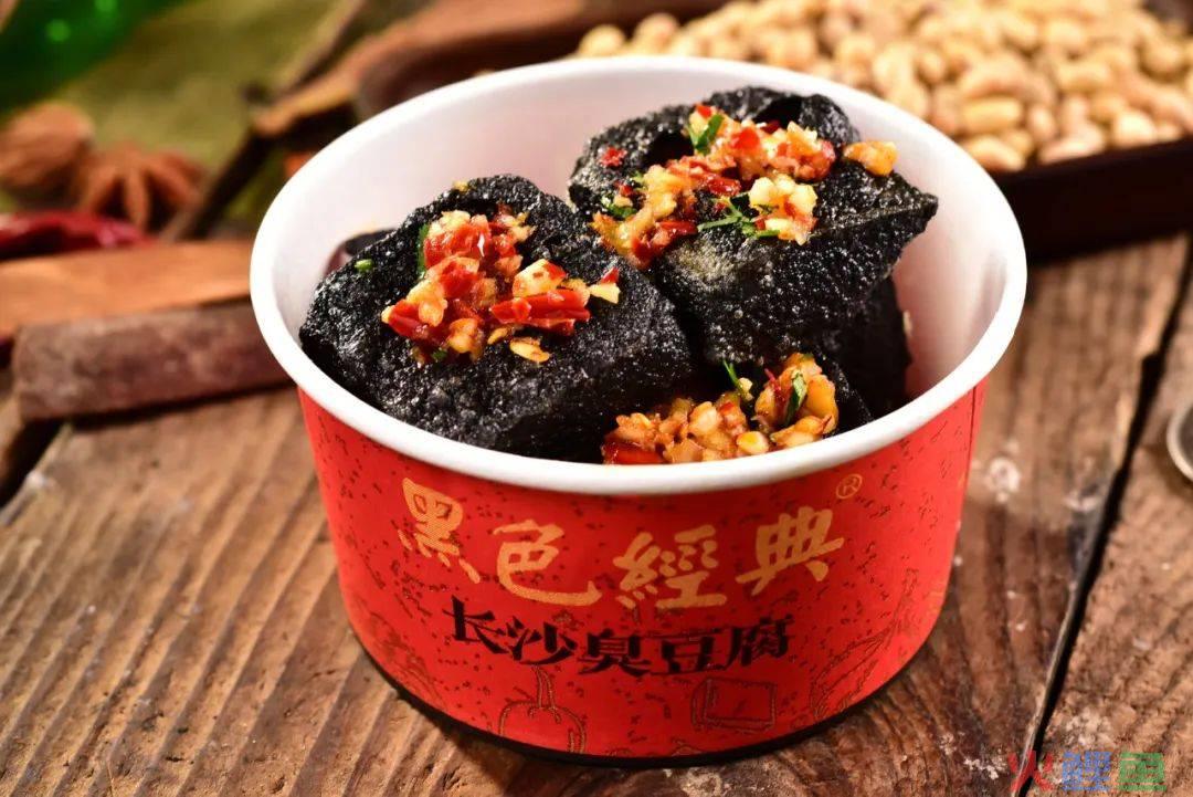 “此之臭味，彼之美食”，品牌如何玩转两极分化的“臭东西”？