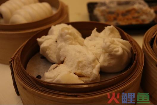 超4000家门店卖包子，年入10亿却赚不到钱