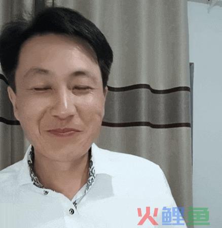 “秀才” “一笑倾城”一夜爆红，农村老人砸上全部家当