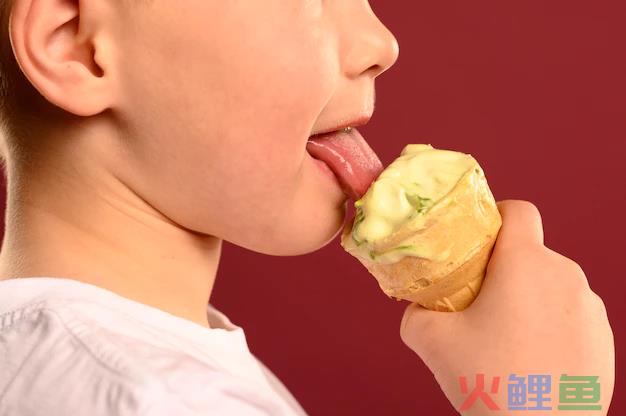 “此之臭味，彼之美食”，品牌如何玩转两极分化的“臭东西”？