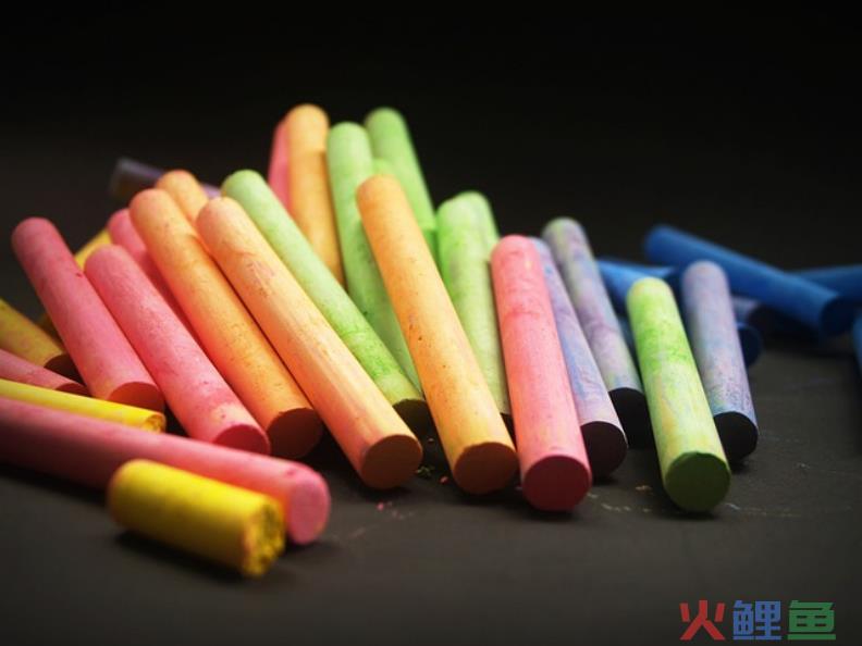 年产150亿支，一支粉笔卖到了70元，这个小村庄承包了全国85%的粉笔