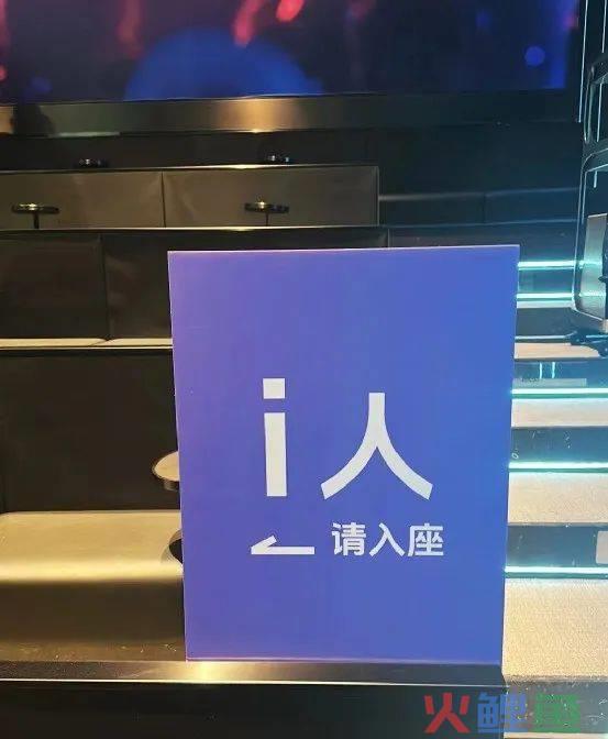 海底捞推出社恐服务，尬的e人偷偷做i
