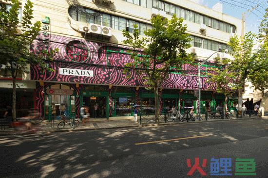 这届年轻人，爱上逛菜市场？
