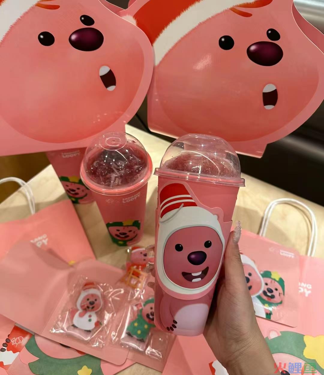 联名大火表情包惹争议,喜茶联名不香了?