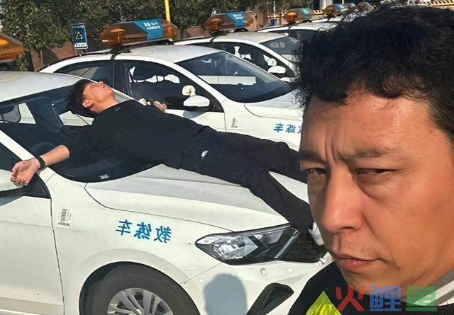 细数2023年爆火的6位网红，个个火得莫名其妙，个个赚得盆满钵满 