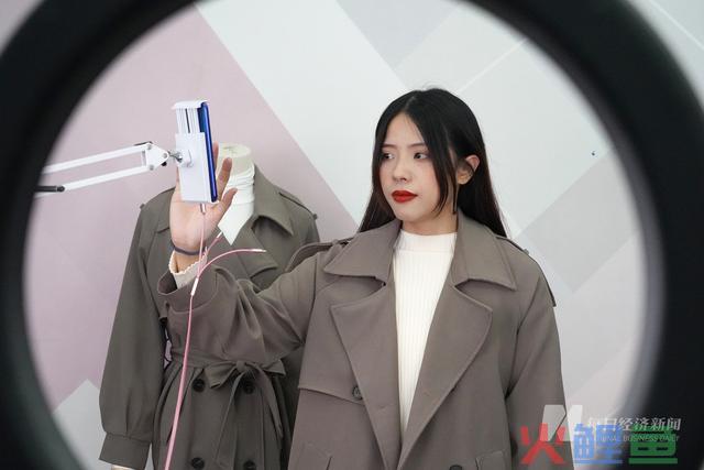野生智能落地一年观察:周全替换“淘女郎”?这届AI还是太嫩了