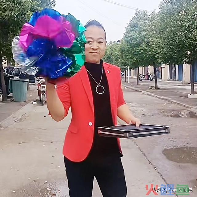 突传凶讯！39岁网红艺飞不幸归天，劳顿过度激发，归天前仍在赢利