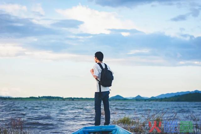 看了这10张哲理对比图，我顿悟了改变人一生的“强者思维” 