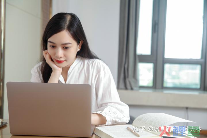 2024年创业适合吗？创业做什么好？