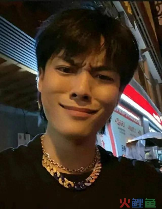 全网最“赢利”的6位网红，个个赚的盆满钵满，身家上亿支出惊人